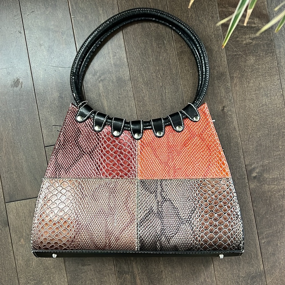 Faux Snakeskin Handbag - Picture 4 of 6